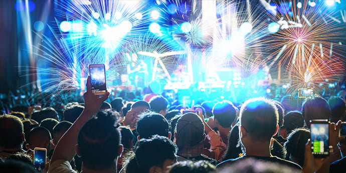 Music Festivals that you will always regret missing out on!