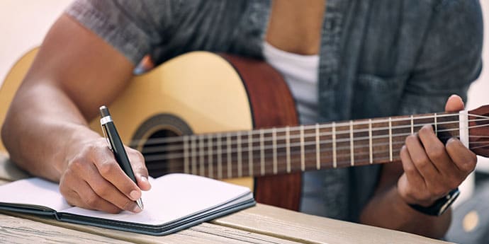 HOW TO WRITE A GOOD MUSICIAN BIOGRAPHY 8 SIMPLE STEPS