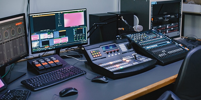 Dubbing, Mixing And Re-recording: What’s The Difference?