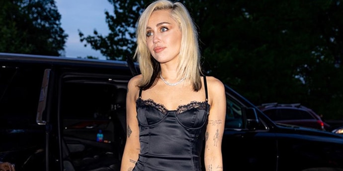 Miley Cyrus settles photo copyright lawsuit with paparazzo