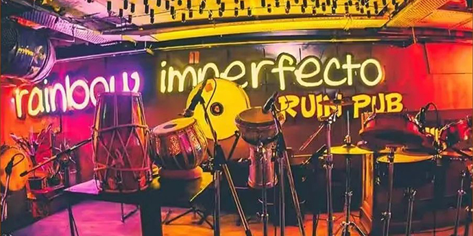 Welcome to Imperfecto Ruin Pub Delhi: A Wonderland of Nightlife 